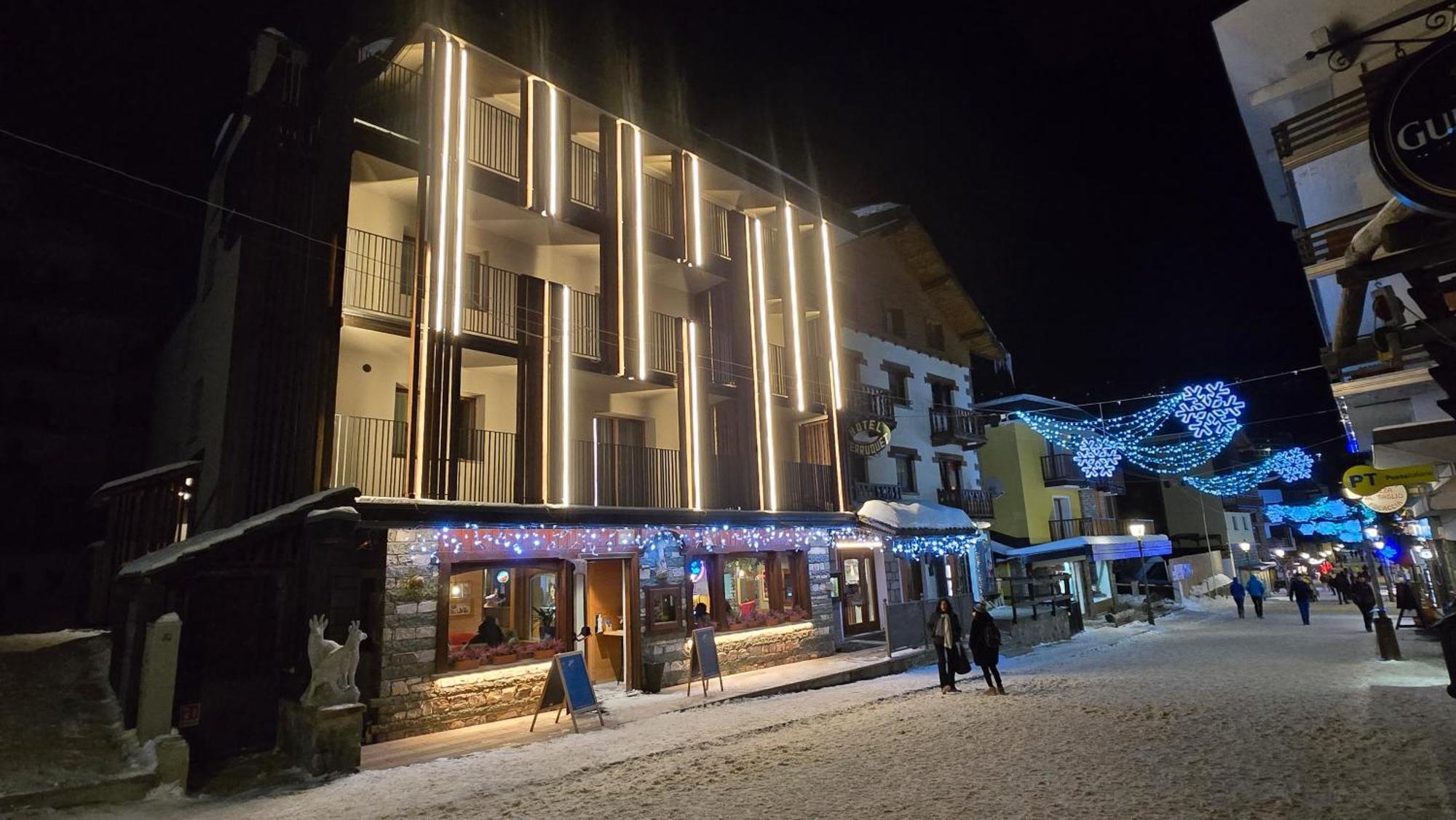 Hotel Perruquet Breuil-Cervinia Kültér fotó