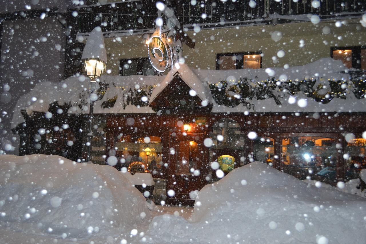 Hotel Perruquet Breuil-Cervinia Kültér fotó